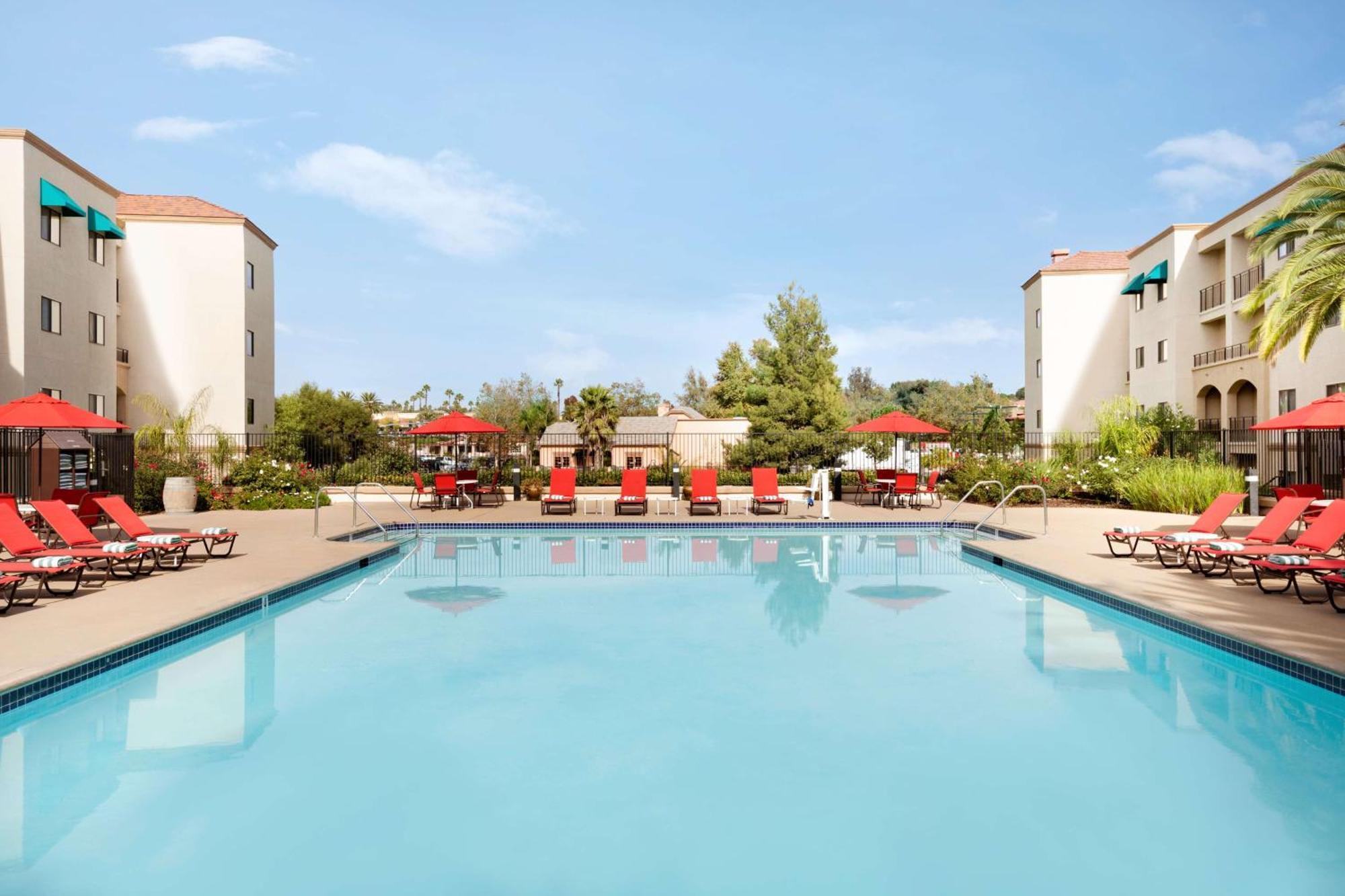 Embassy Suites By Hilton Temecula Valley Wine Country Exterior foto